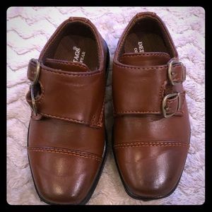 🐥3 for $25🐥 EUC 6T Brown dress shoes SF&PF home